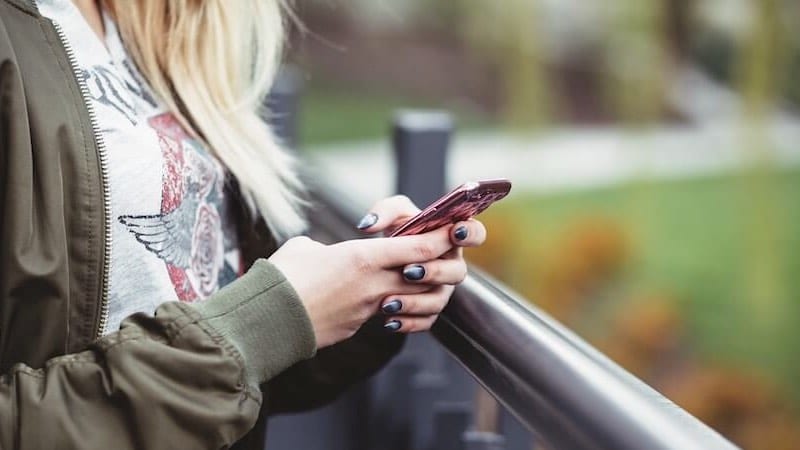 Online-Casinos: Werbung für Casino-Apps auf Facebook & Co.